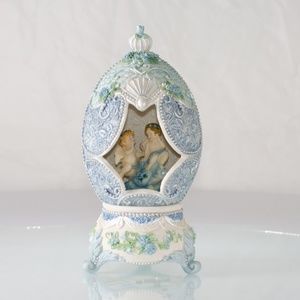 Cherub Music Box Eggs Shape Plays